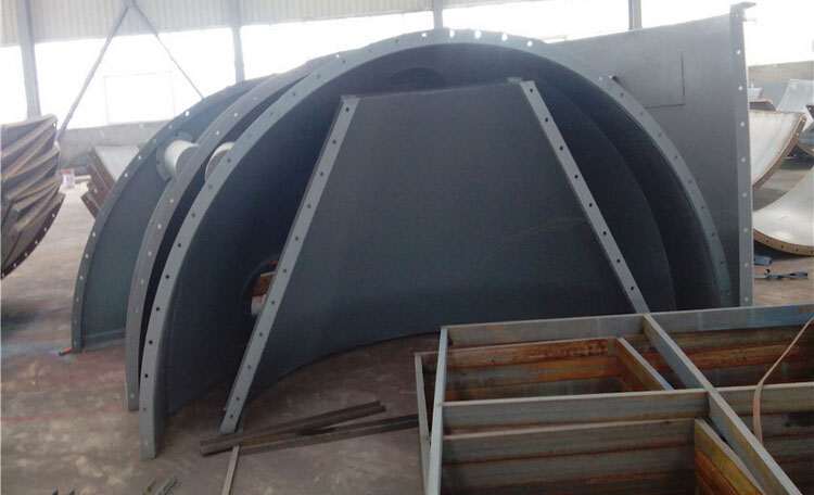 水泥灌生產(chǎn)現(xiàn)場 水泥灌生產(chǎn)現(xiàn)場